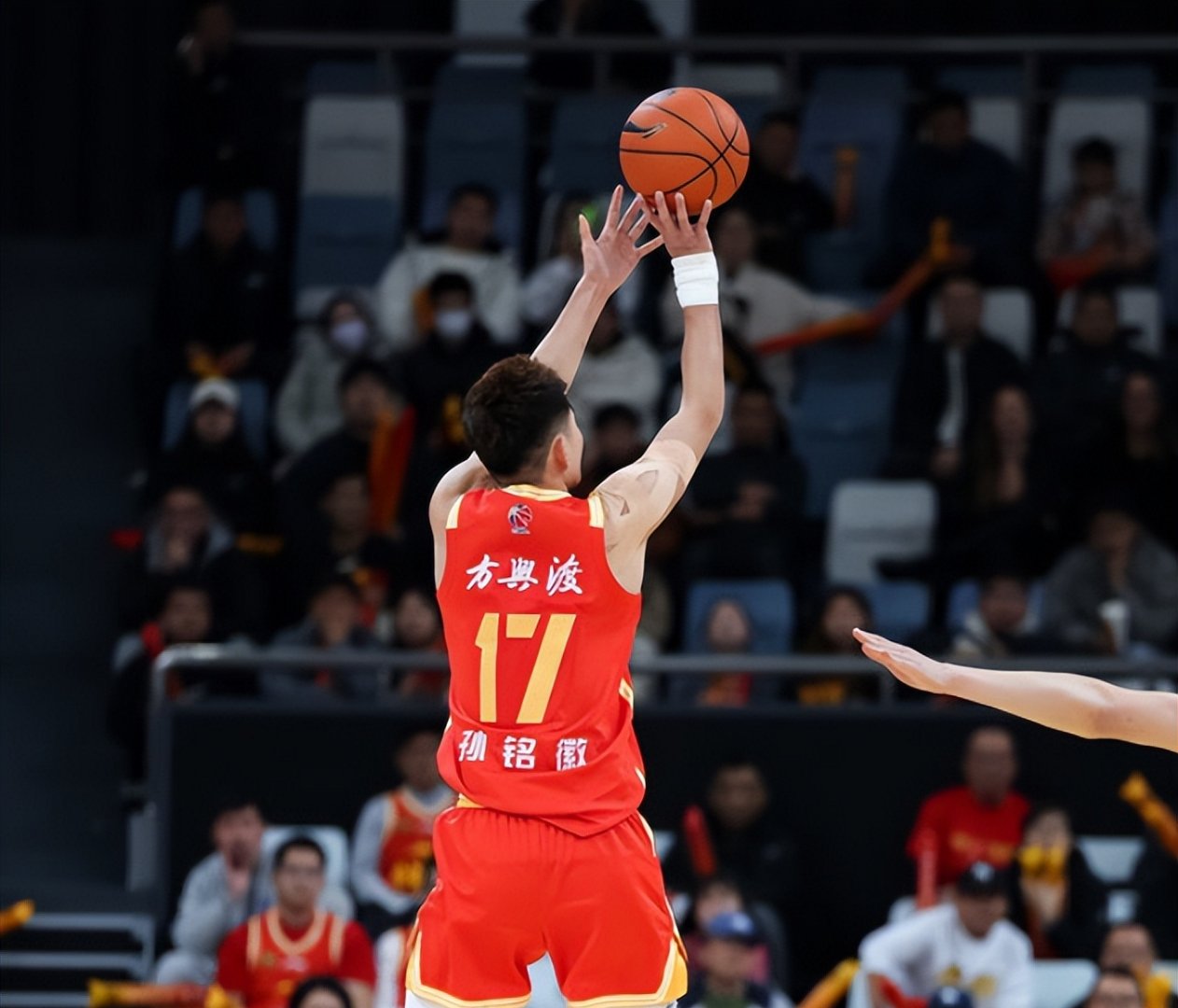 火博平台 -冲刺阶段突围战来临；山东男篮围绕意甲临场应变；管理层满意；纪律约束更严格的简单介绍