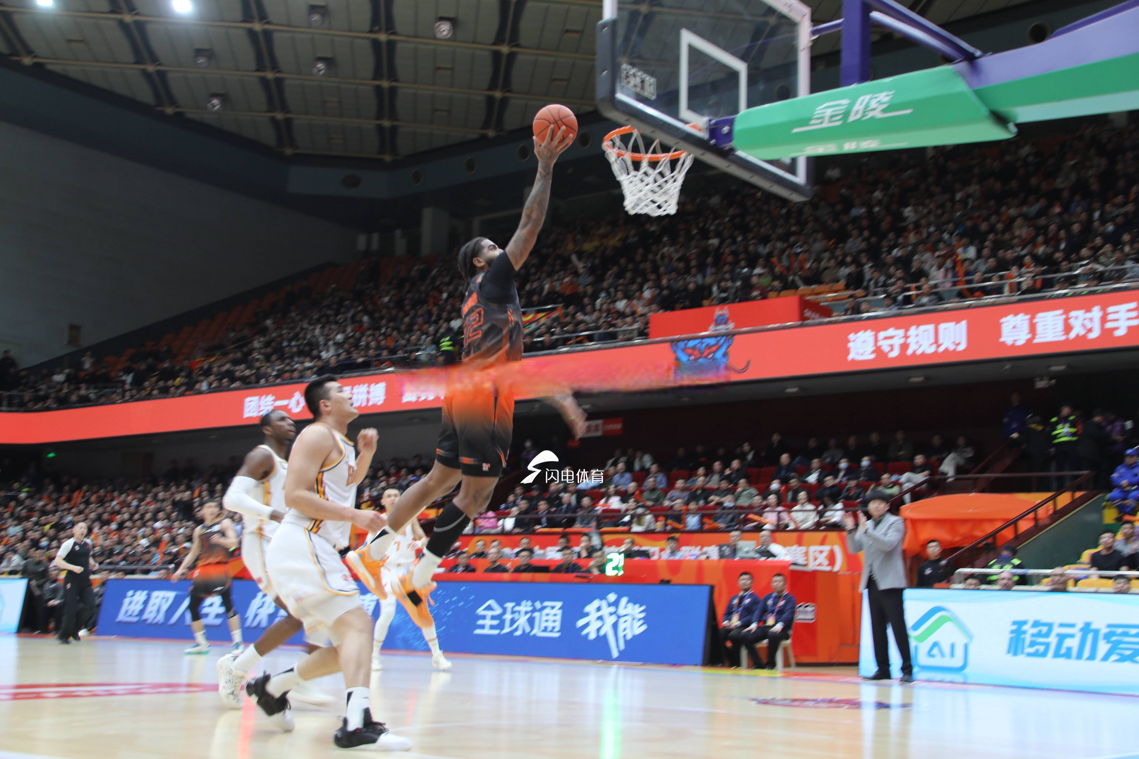 火博官方网站 -赛前CBA常规赛焦点战，上海久事再遭质疑，气氛紧张，心理建设被强调(cba常规赛北京vs上海)