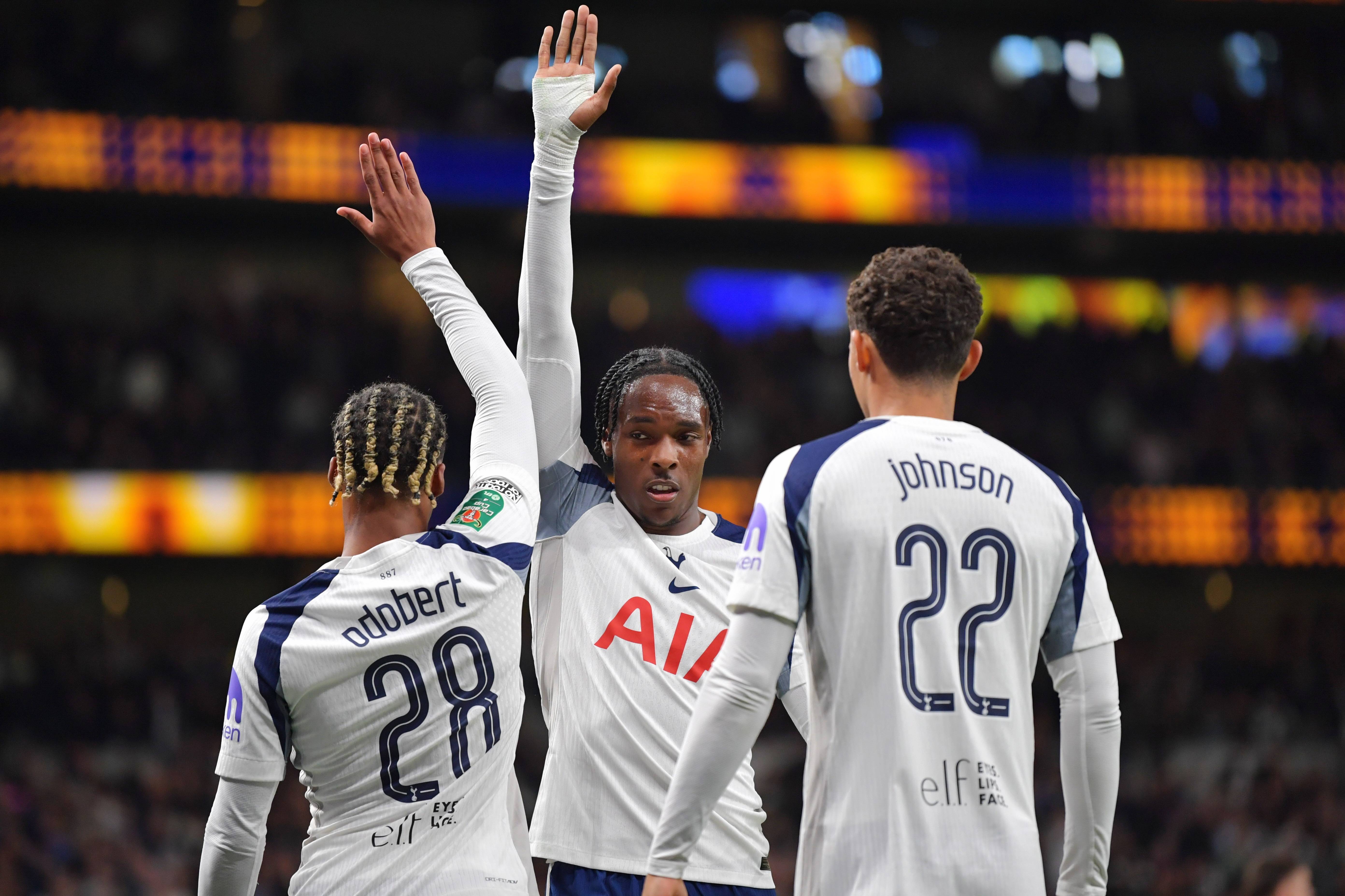 火博官方网站 -国际比赛日埃因霍温备战西甲，遗憾出局细节曝光，引发热议，高层口径保持一致 